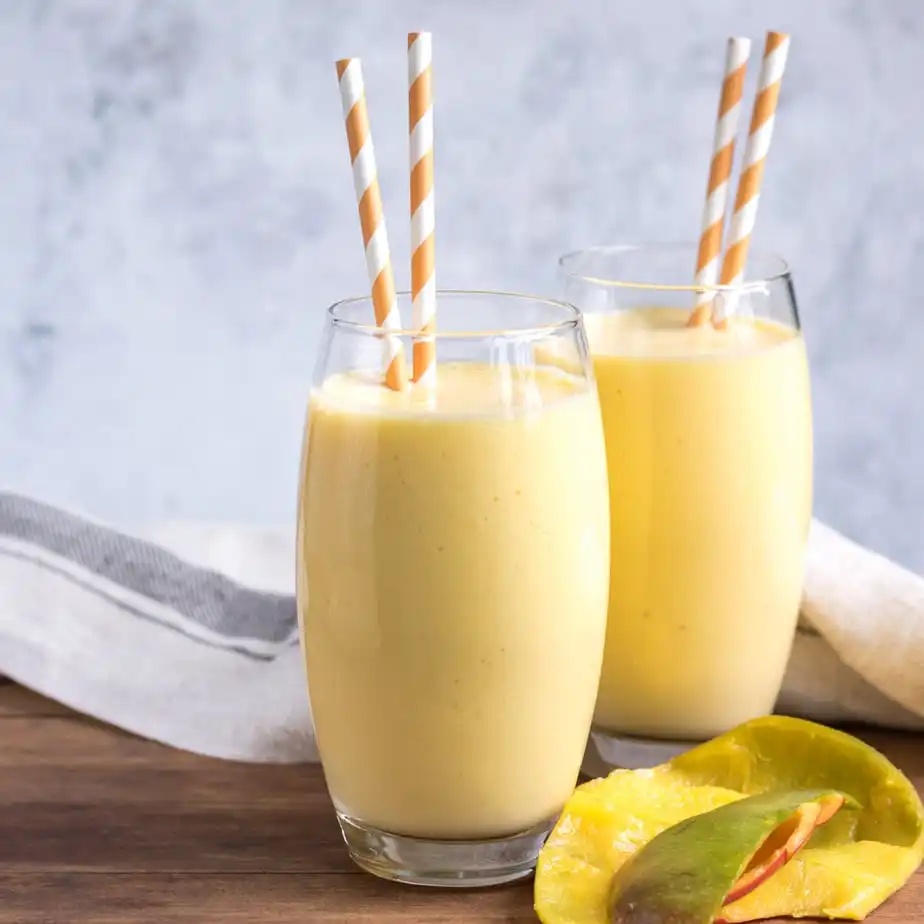 Fresh Mango Milkshake Delivery in Jaipur